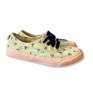 🌻4/$20 Girl’s Old Navy Anchor Print Sneakers